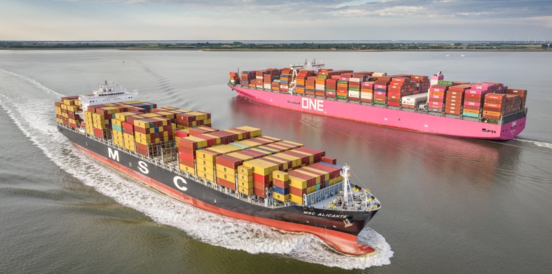 Containerschip internationaal handel lopende rekening