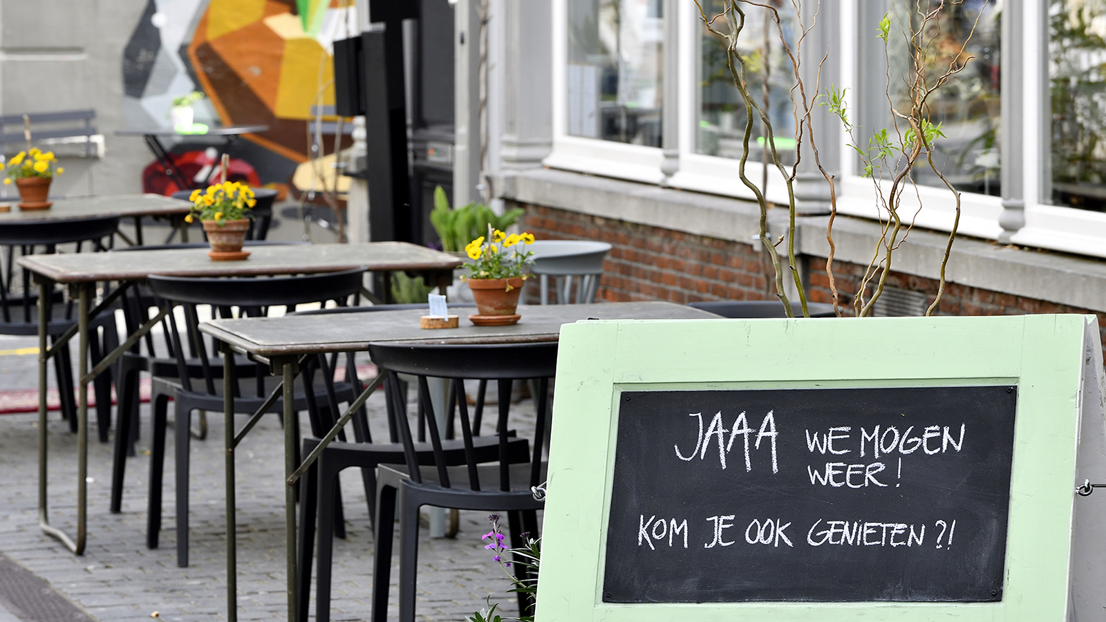 Terrassen zijn weer open Terrassen zijn weer open