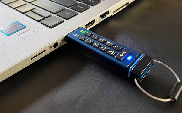 Databeveiligings USB in laptop