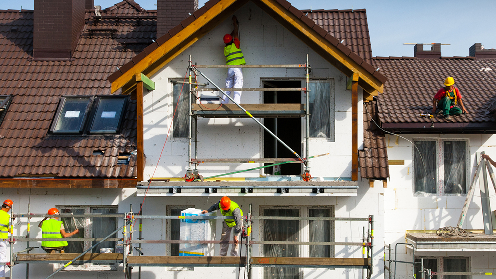 Huis in de steigers