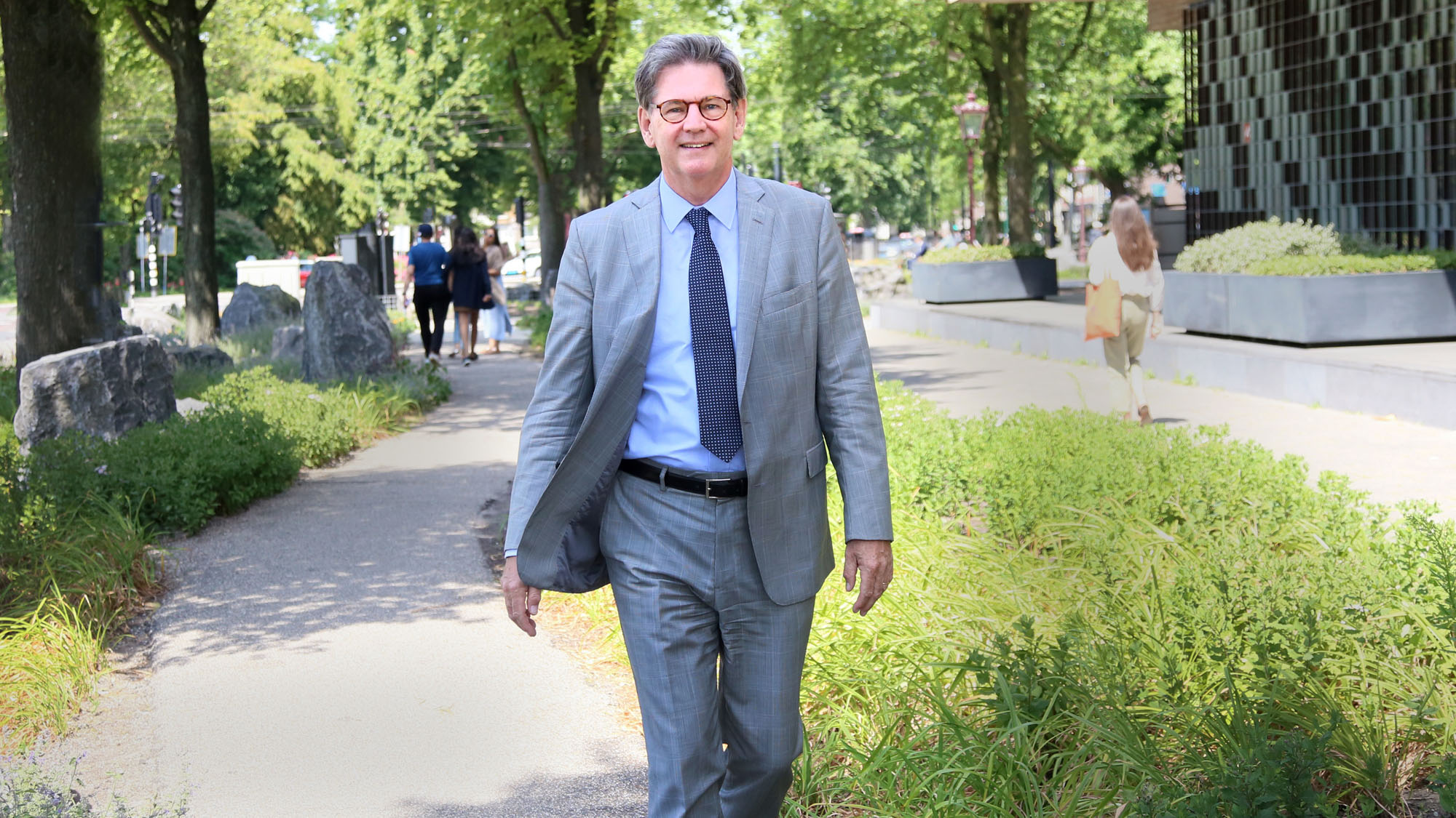 Paul Hilbers buiten