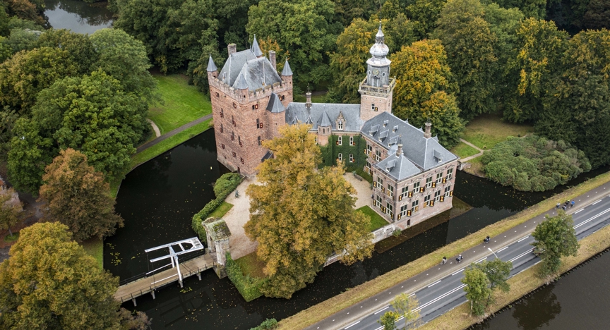 Kasteel Nijenrode van de Nyenrode Business Universiteit.