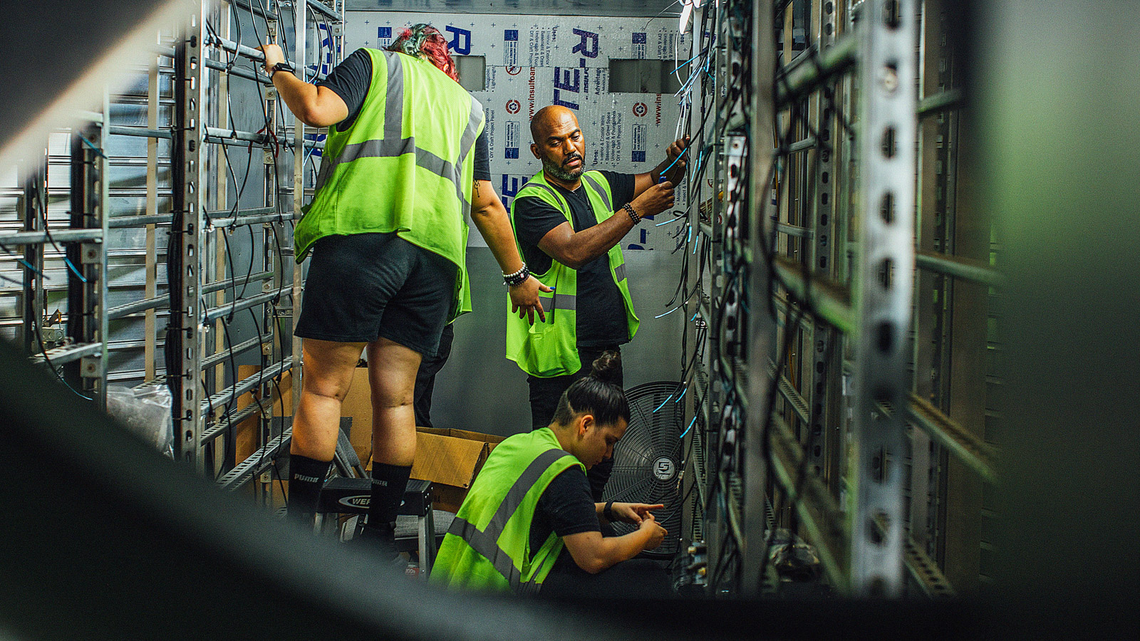 Installatie van een nieuw crypto mining datacenter in Florida