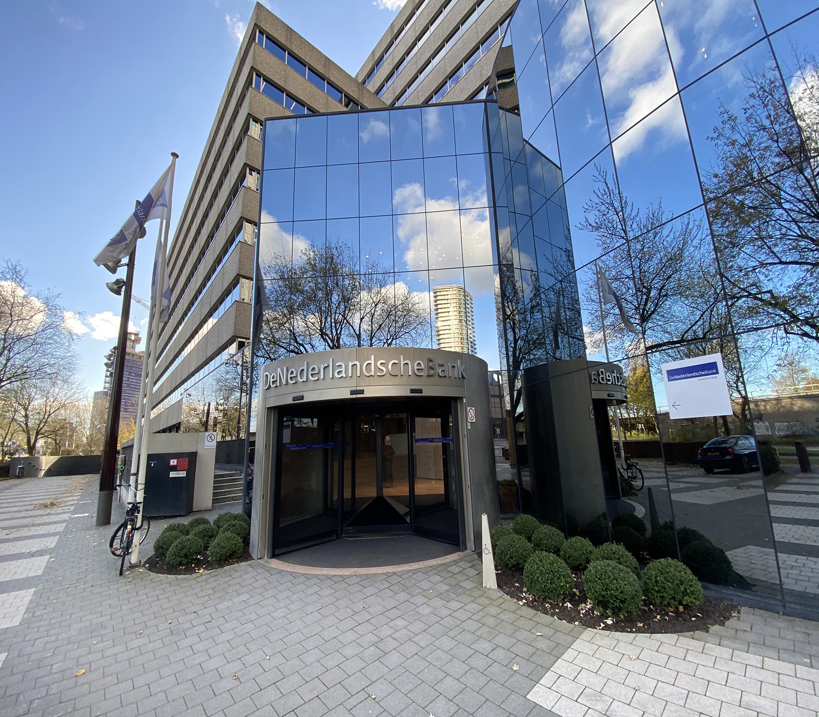 Het gebouw Toorop aan de voorkant
