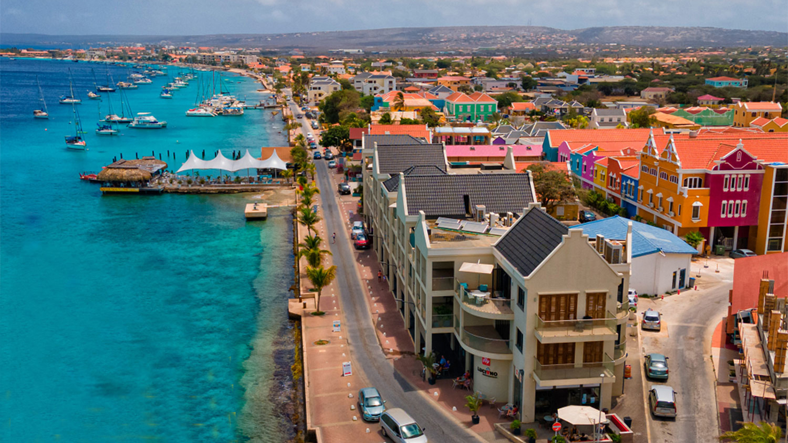 Een luchtfoto van het eiland Bonaire.