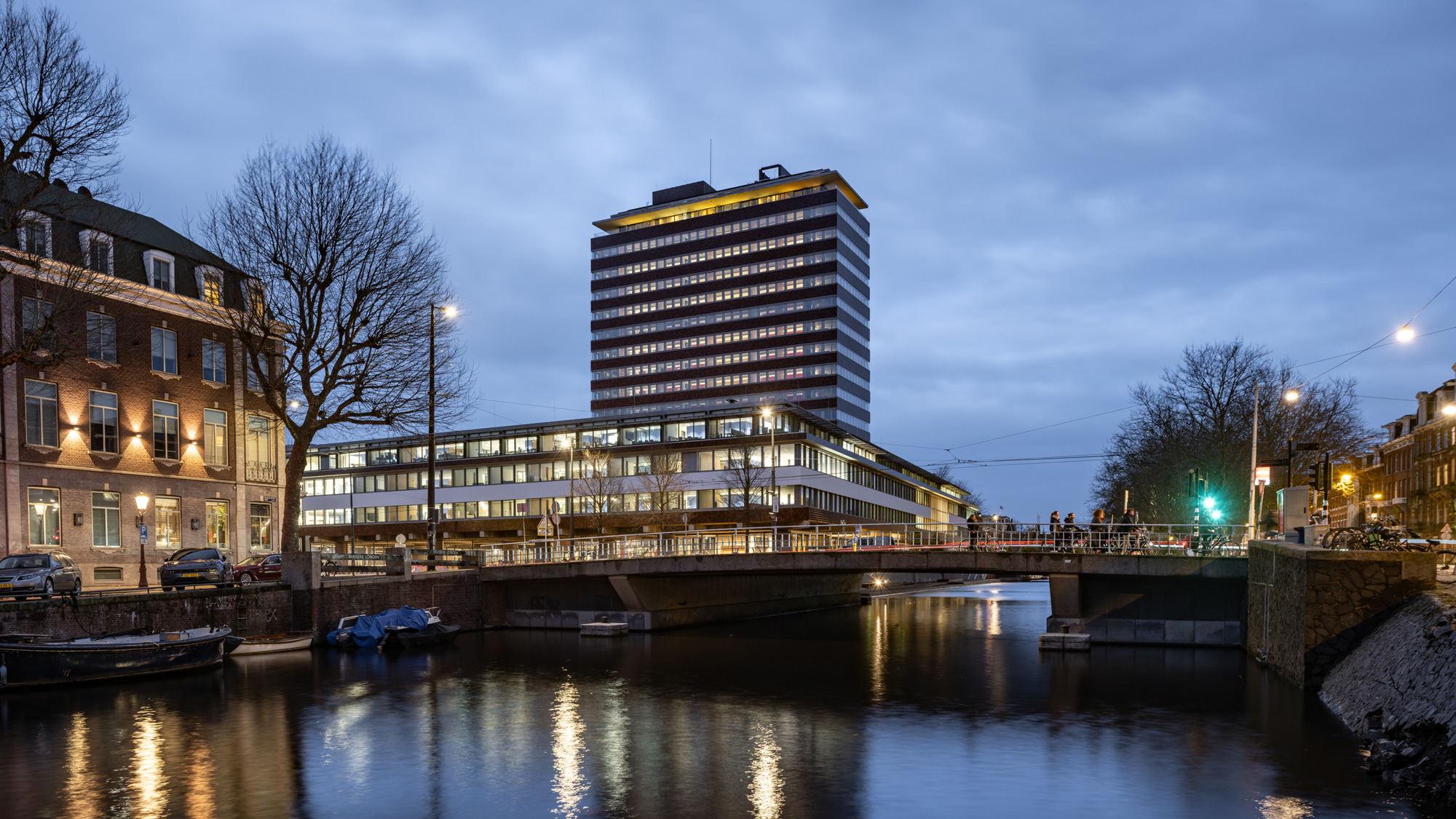 De Nederlandsche Bank vanaf de Stadhouderskade