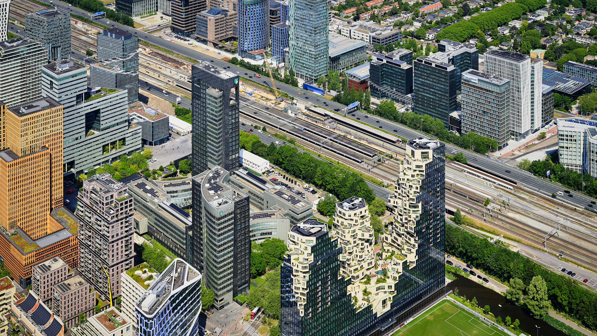 Luchtfoto van de Zuidas