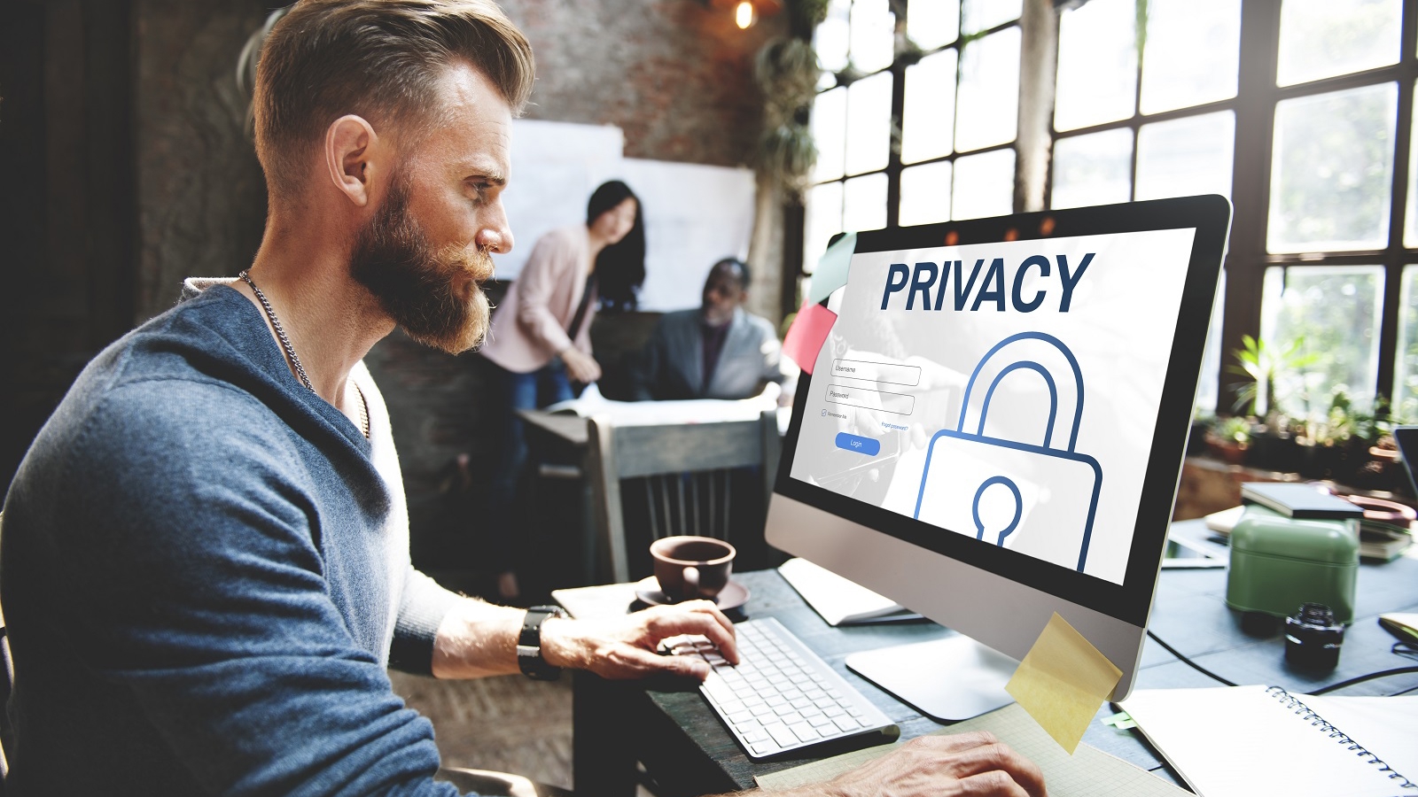 Computer met privacy op het scherm